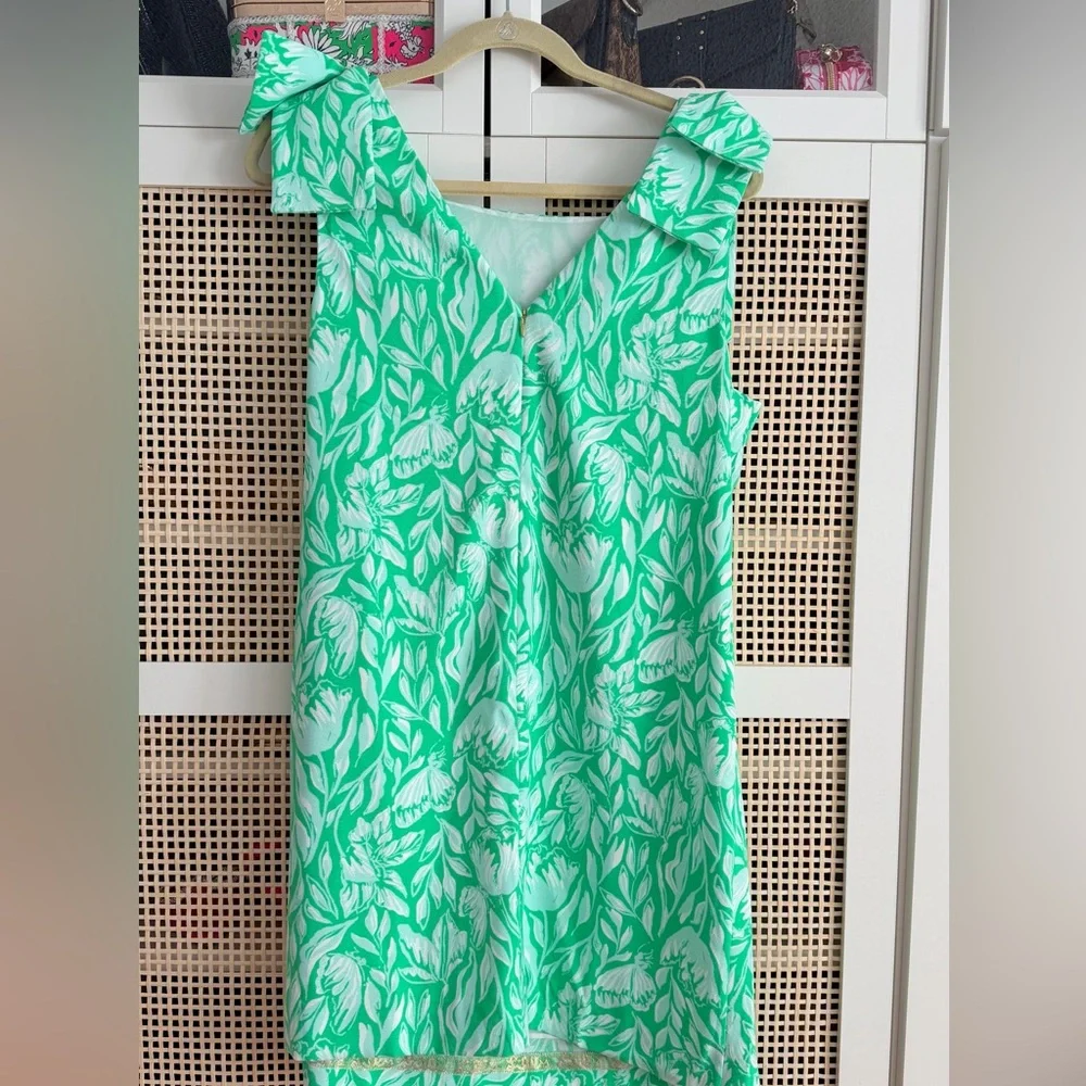 NWT Lilly Pulitzer Fauna Green Carmine Shift Dress. Size 10 - Picture 2 of 3